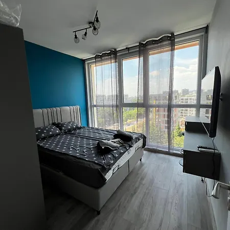 Blue -4people - View アパート